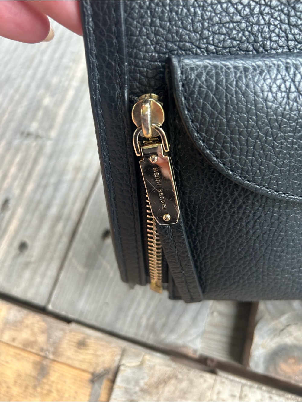 Henri Bendel Rivington Black Leather Convertible Satchel Tote Crossbody Rare - Picture 5 of 8
